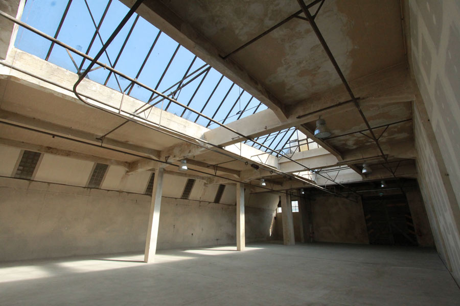 Halle Muenchen West