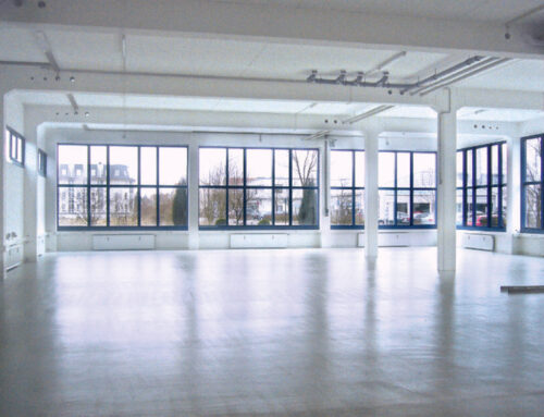 Hochwertige Hallenfläche mit Büro
