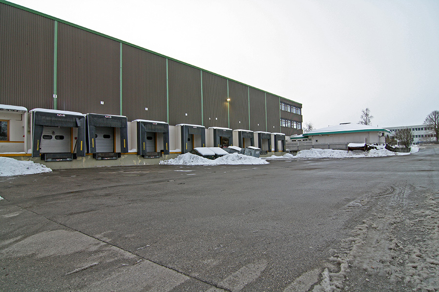 Hallenfläche Maisach, Logistikandienung